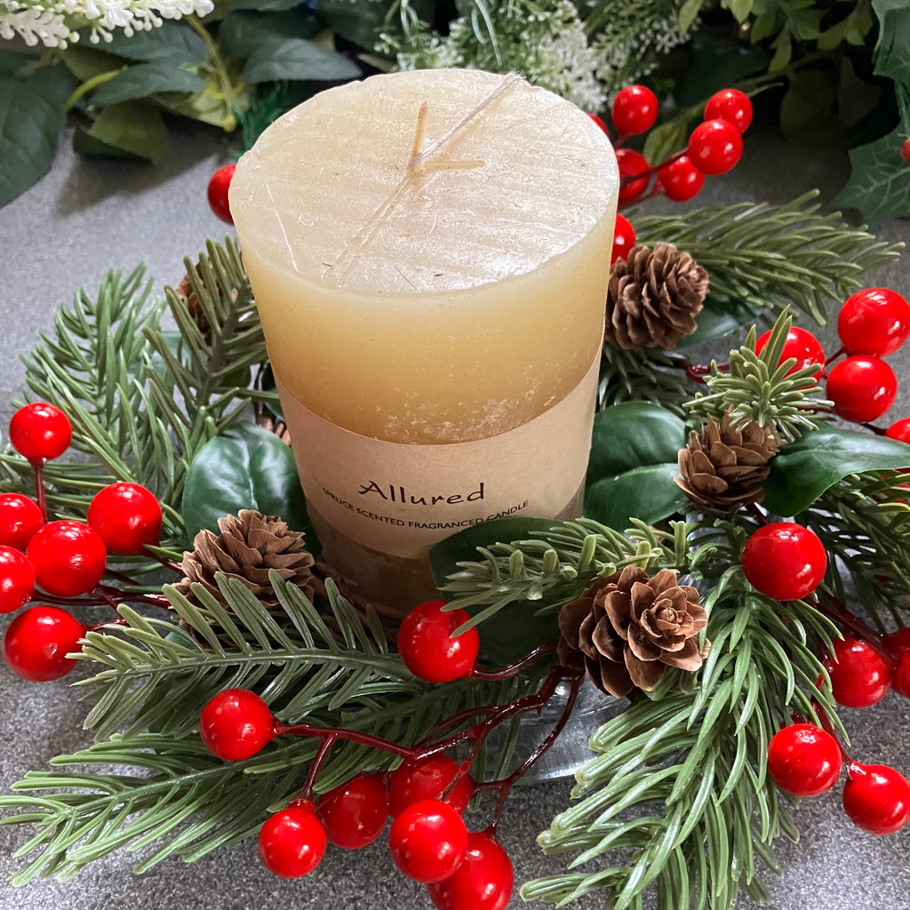 christmas candle ring, candle and glass plate ideal table centre