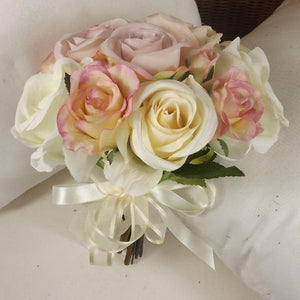 Five Reasons Why to choose artificial flowers for your wedding