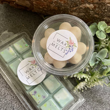 Wax Melts - snap bars and heart shapes in pot all beautifully fragranced