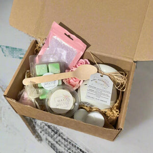 wax melt Gift hamper, melts, simmering granules, soap roses and wax burner