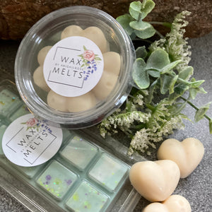 Wax Melts - snap bars and heart shapes in pot all beautifully fragranced