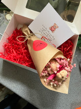 valentine Bear Hug gift - Teddy Bear Bouquet