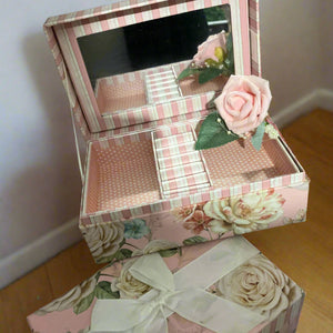 Girls pink decoupage jewellery box goft