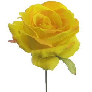 A cake topper of artificial roses (choice of colours)