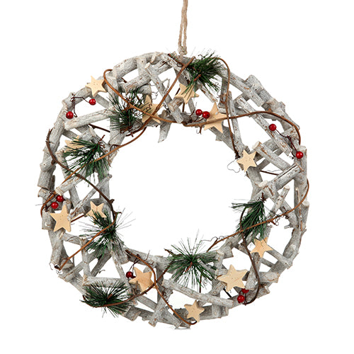 twiggy christmas wreath with wooden stars