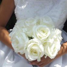 brides bouquet of ivory roses