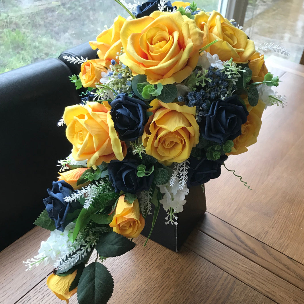mustard and navy teardrop bouquet