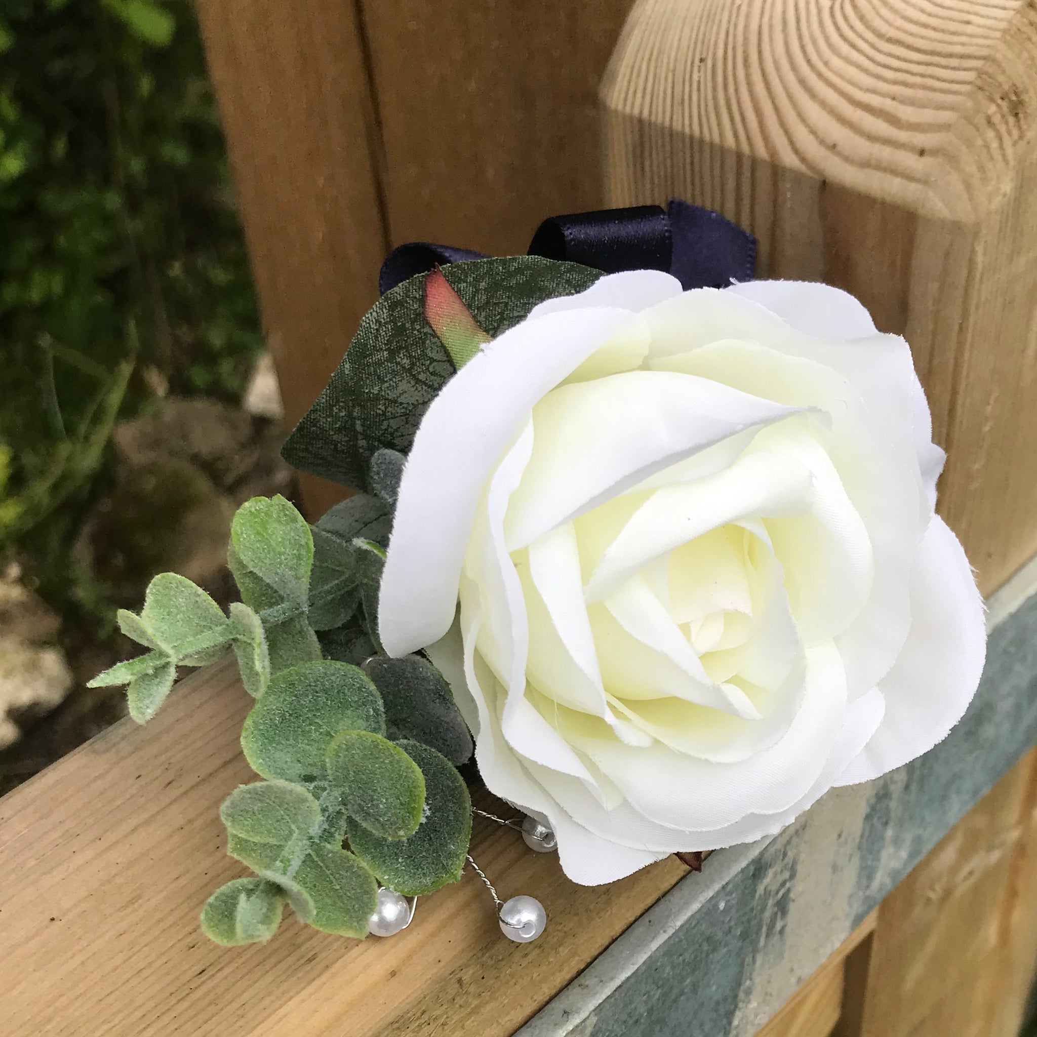 A teardrop bouquet collection of ivory roses and eucalyptus – AbigailRose